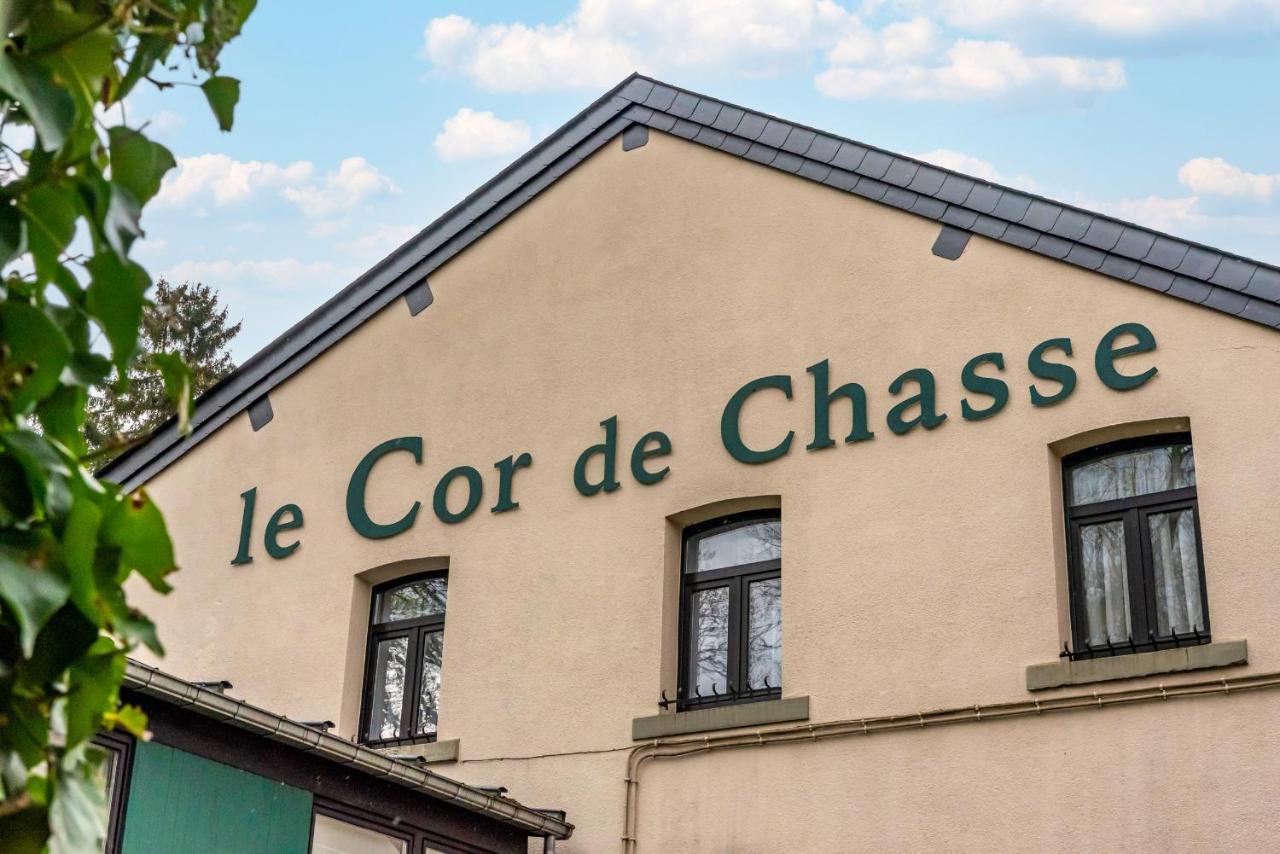 Hotel Le Cor De Chasse Saint-Hubert Exteriör bild